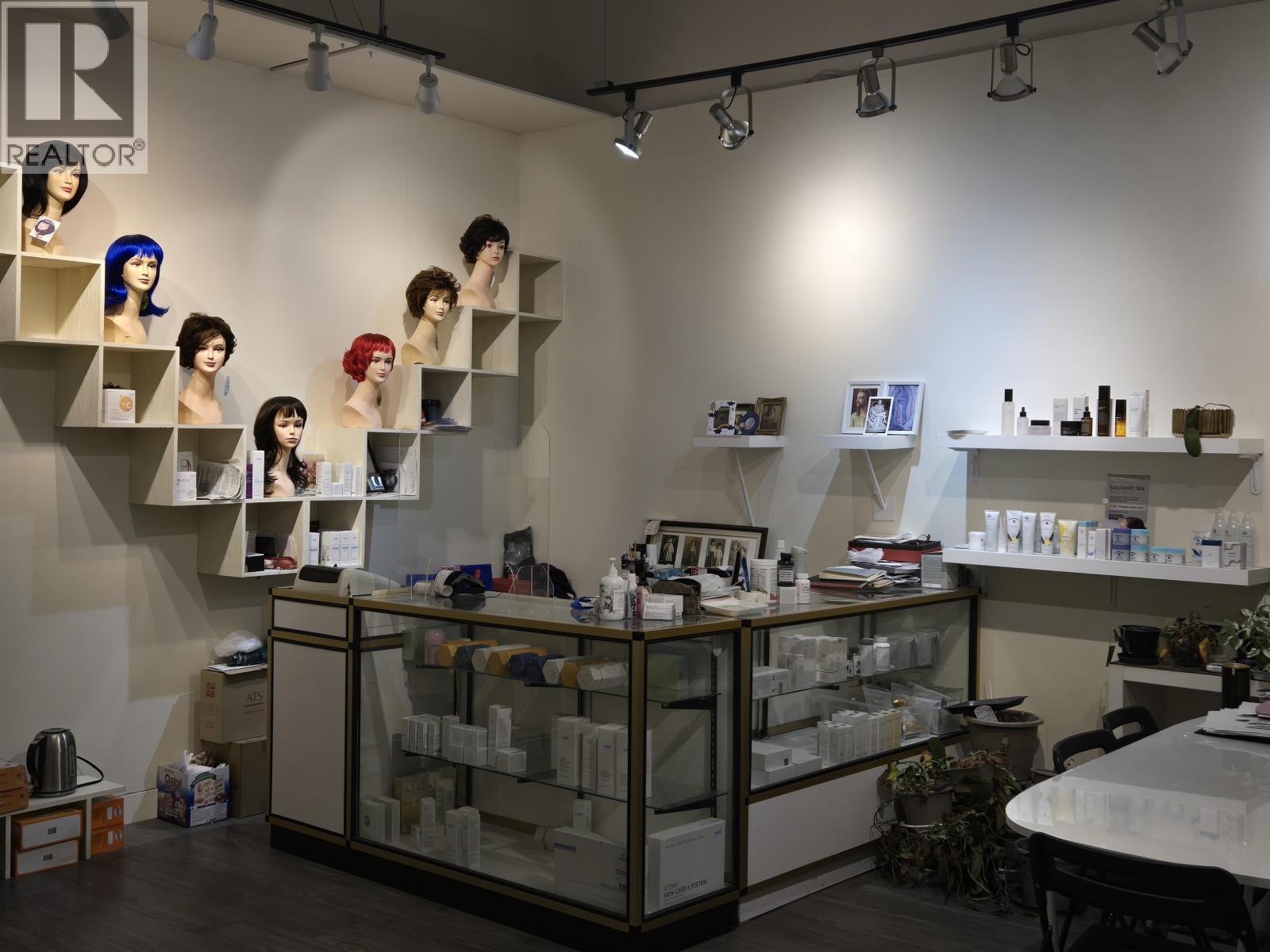 103 3-4501 North Road, Burnaby, BC