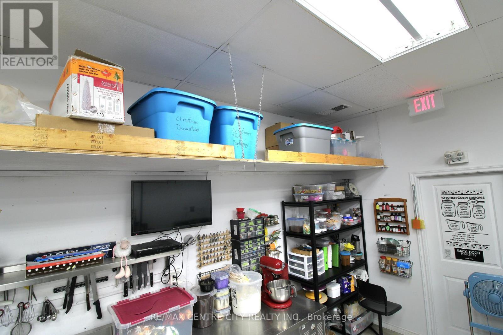 6 - 954 Leathorne Street, London South (South J), ON