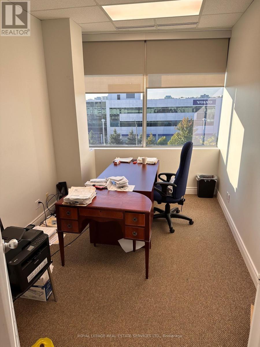 411 - 9140 Leslie Street, Richmond Hill, ON