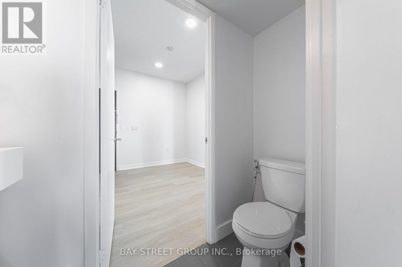 2807 - 38 Dan Leckie Way, Toronto, ON - Indoor Photo Showing Bathroom