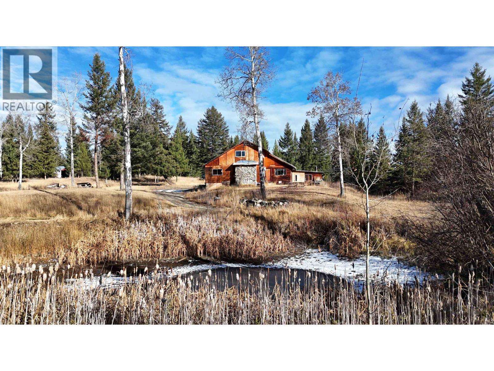 5536 Birchwood Road, 100 Mile House, BC - Outdoor