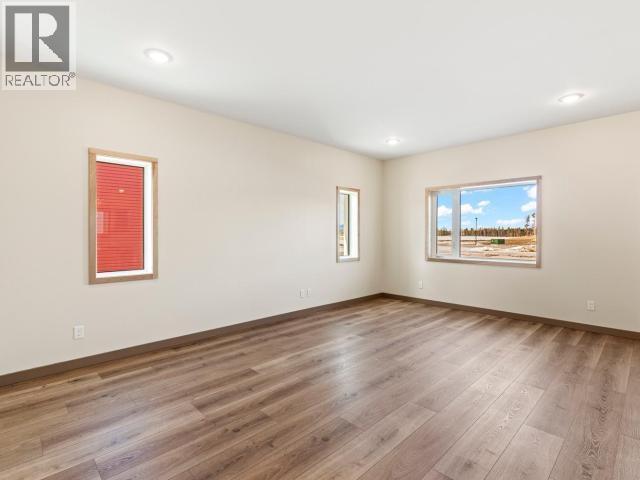 238 Leota Street, Whitehorse, YT - Indoor Photo Showing Other Room