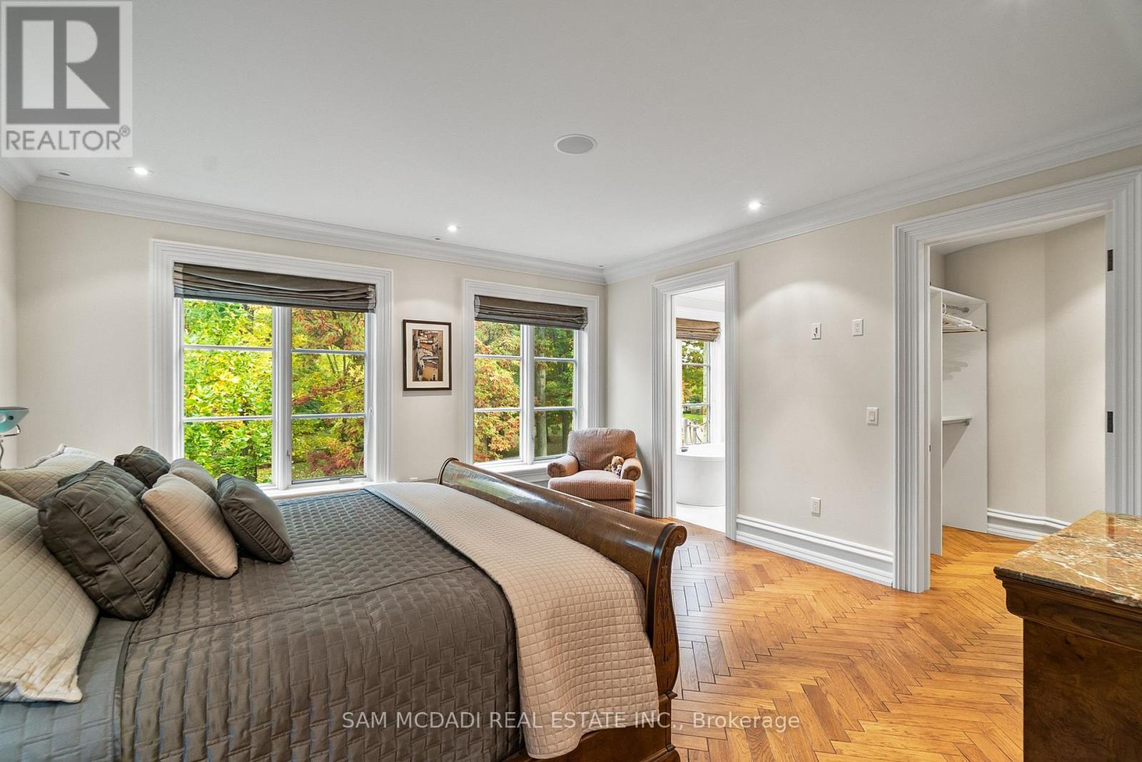 1343 Blythe Road, Mississauga, ON - Indoor Photo Showing Bedroom
