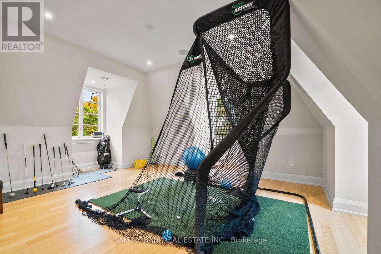 1343 Blythe Road, Mississauga, ON - Indoor Photo Showing Gym Room