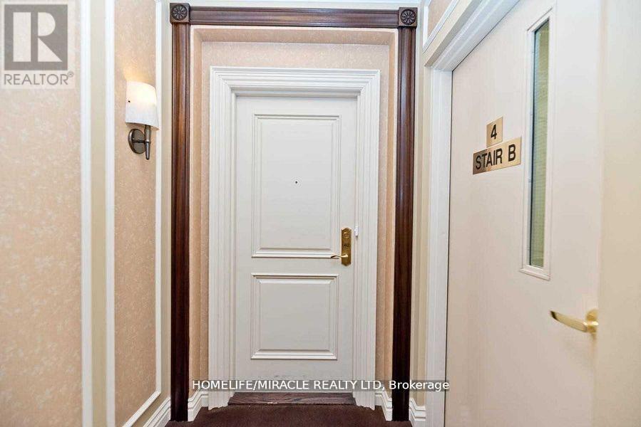 412 - 9235 Jane Street, Vaughan, ON -