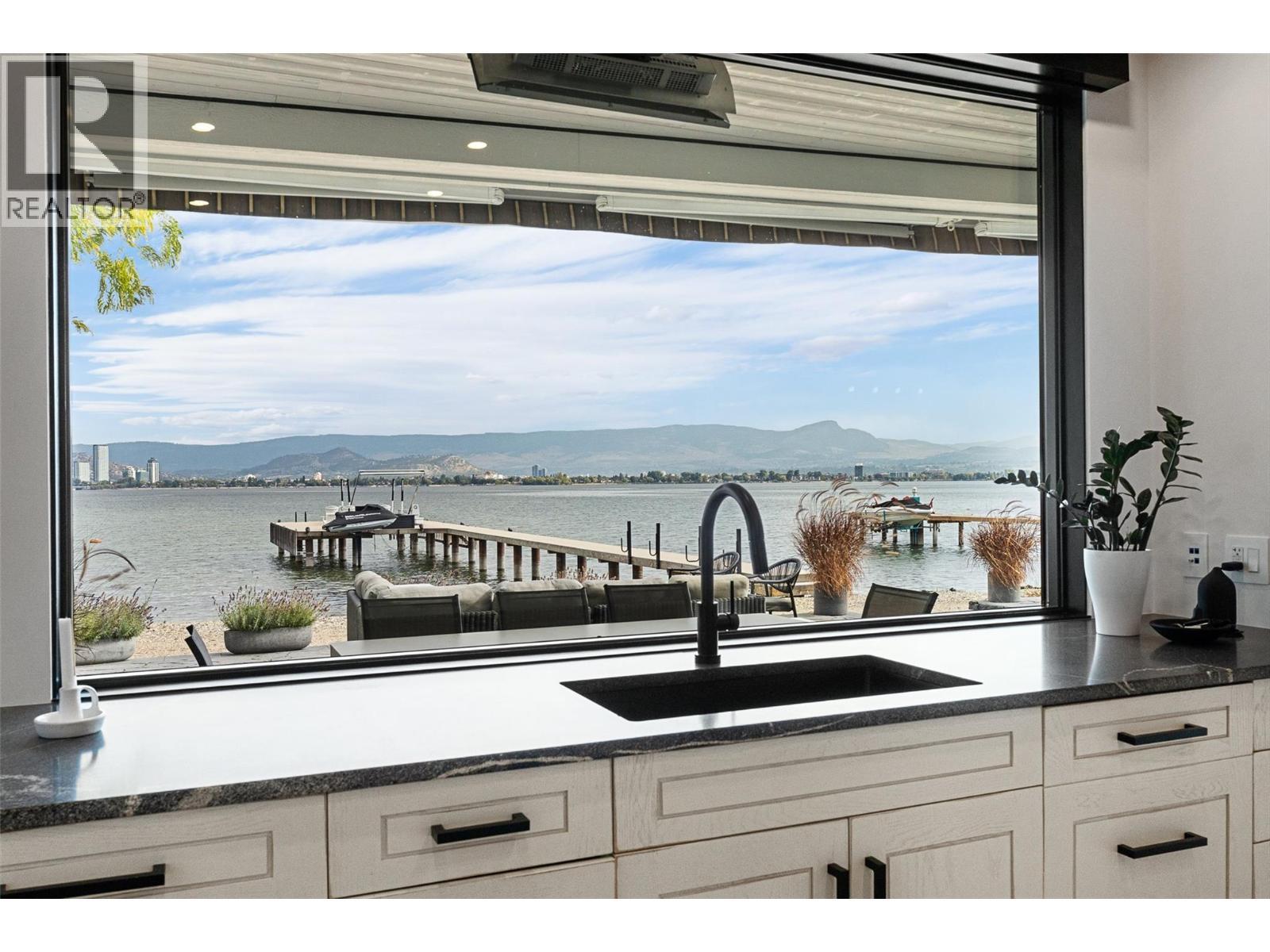 2641 Casa Loma Road, West Kelowna, BC - Indoor Photo Showing Kitchen With Body Of Water