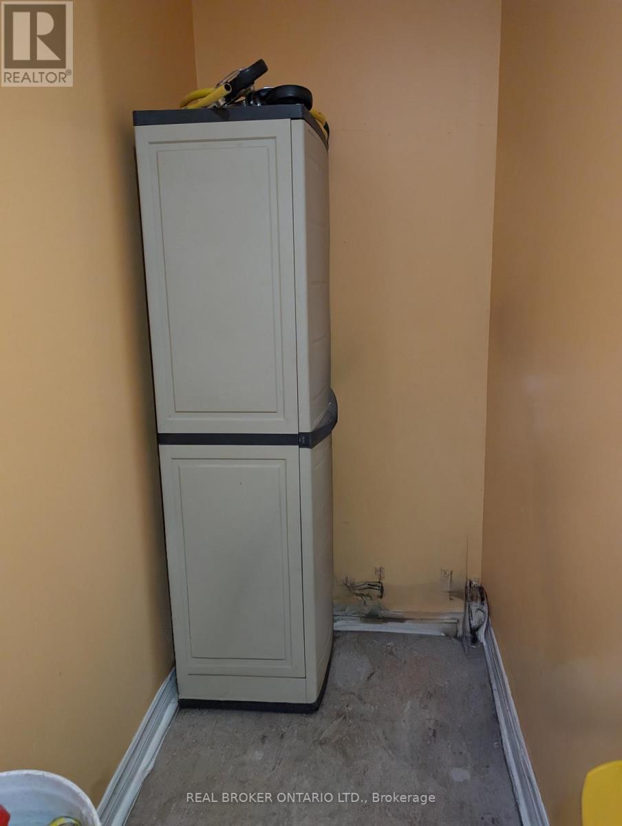 D17 - 63 Silver Star Boulevard, Toronto, ON