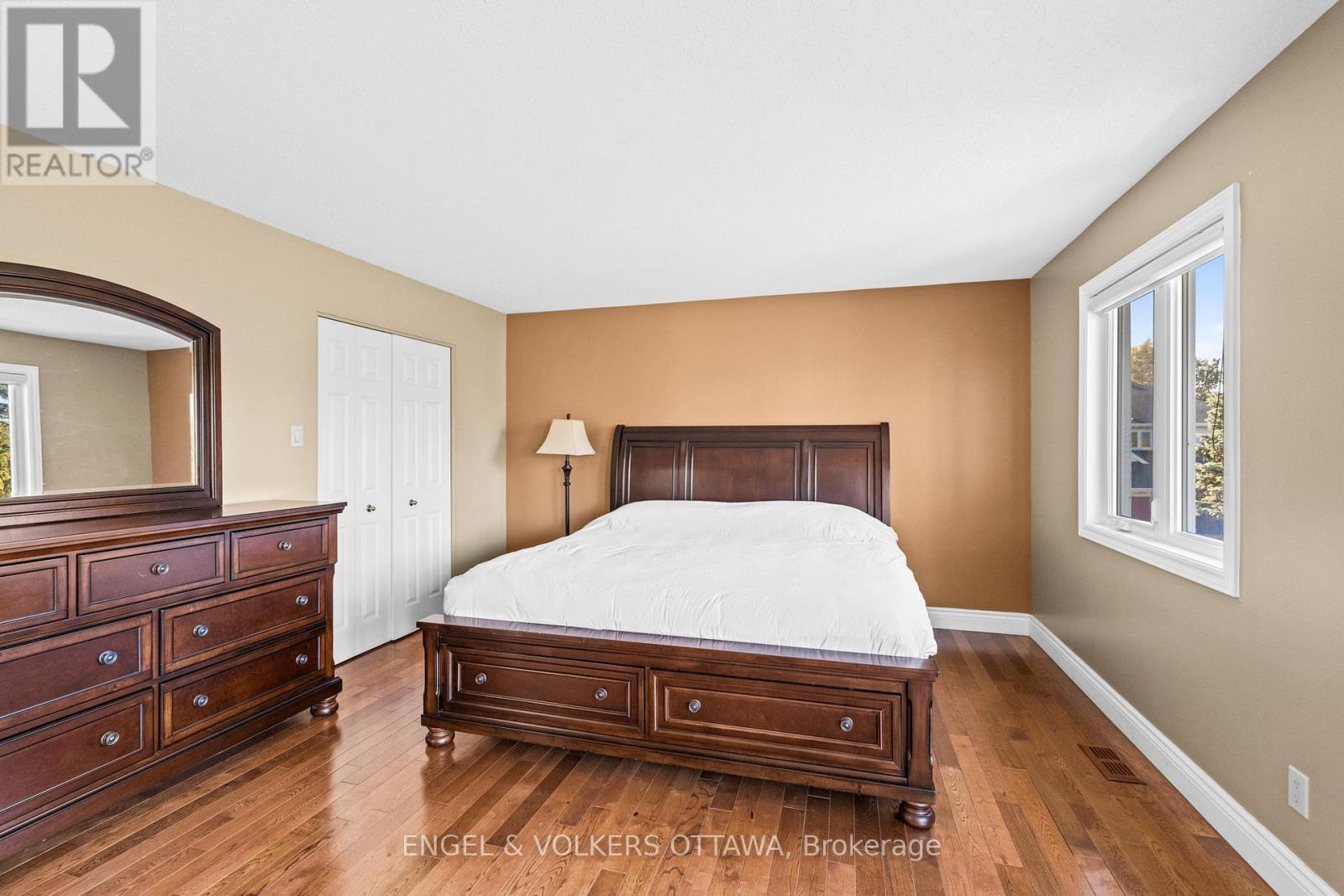 841 Montcrest Drive, Ottawa, ON - Indoor Photo Showing Bedroom