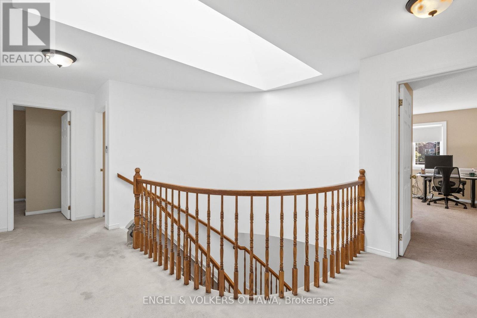 841 Montcrest Drive, Ottawa, ON - Indoor Photo Showing Other Room