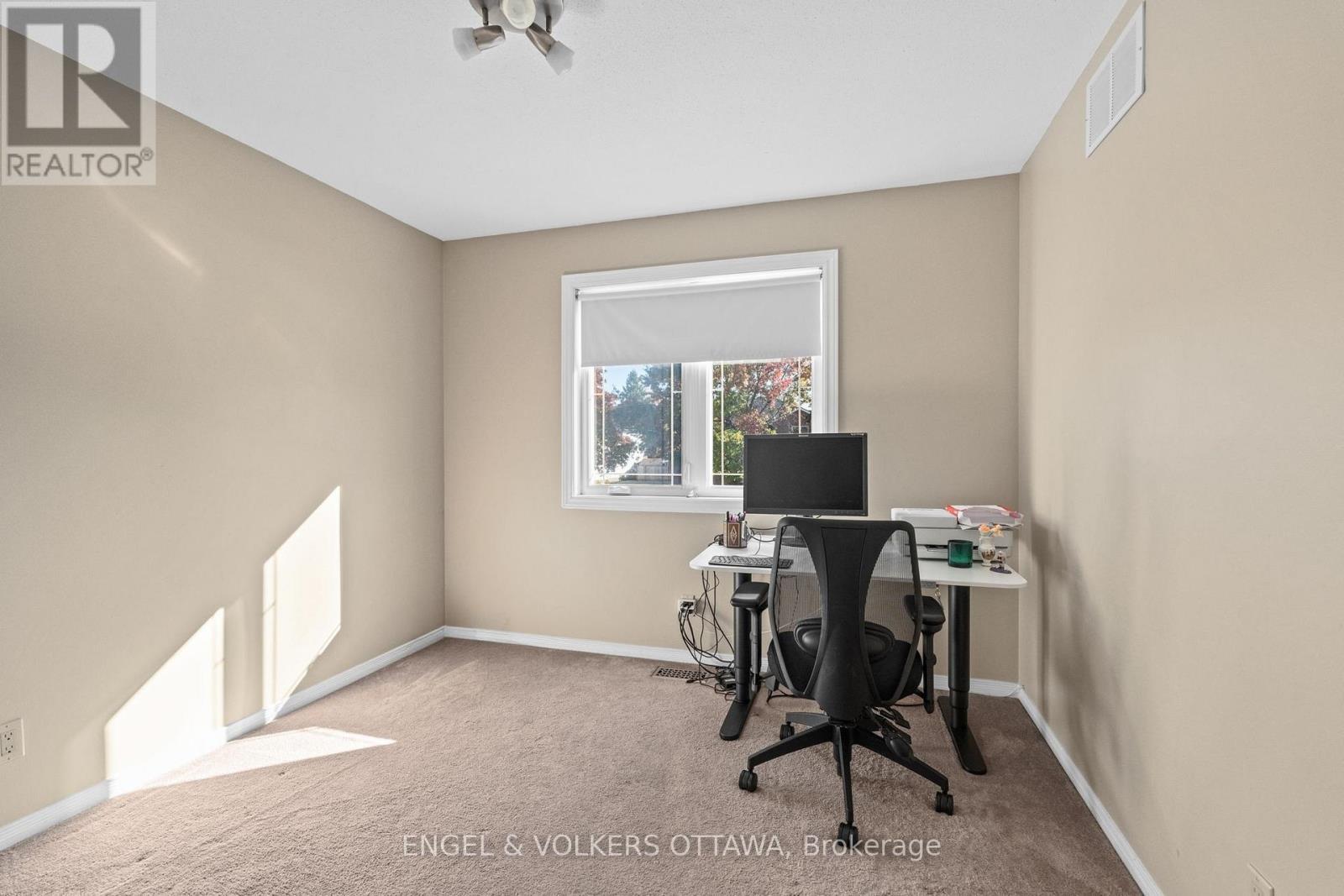 841 Montcrest Drive, Ottawa, ON - Indoor Photo Showing Office