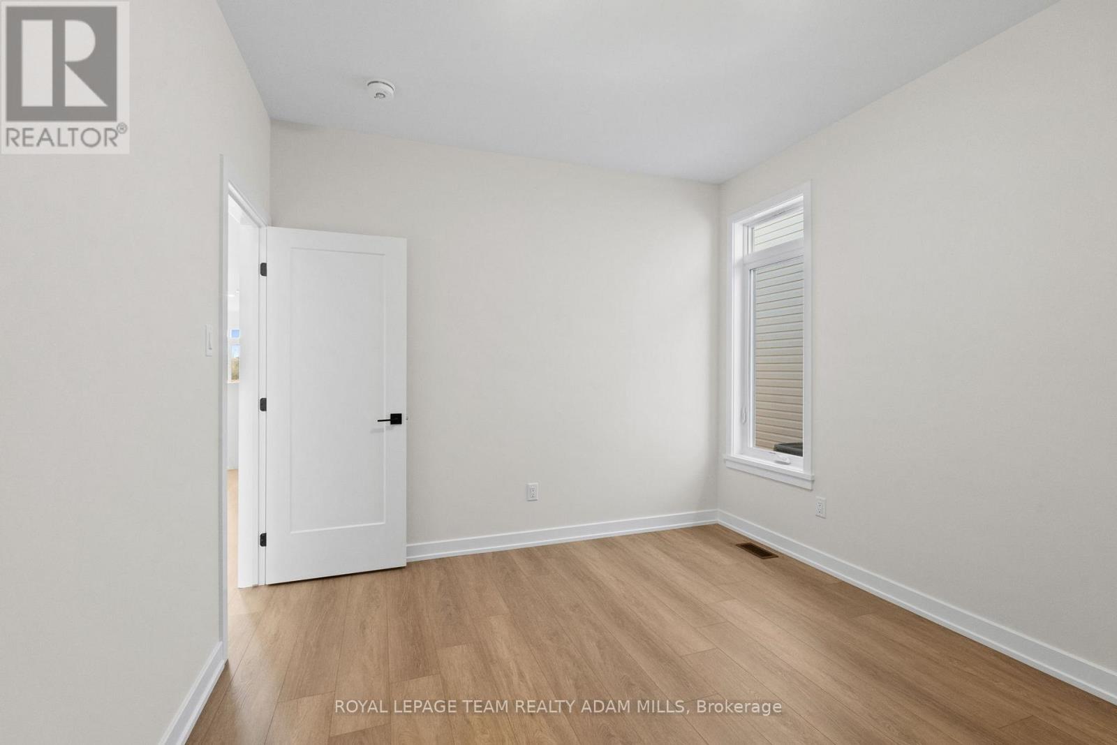 Bedroom 2 - 2 - 1104 A Moore Street, Brockville, ON - Indoor Photo Showing Other Room