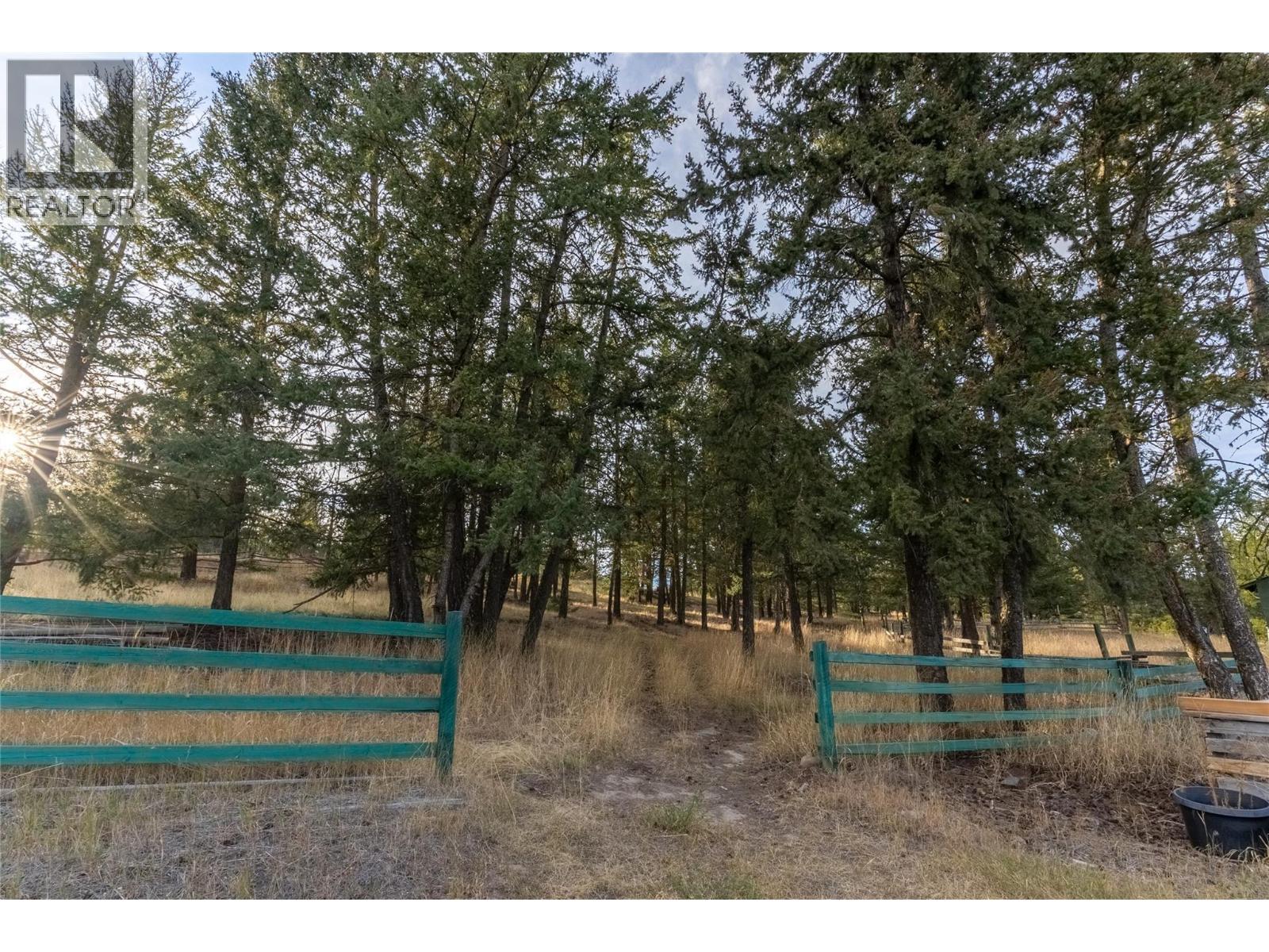 75 Big Bar Road, Clinton, BC