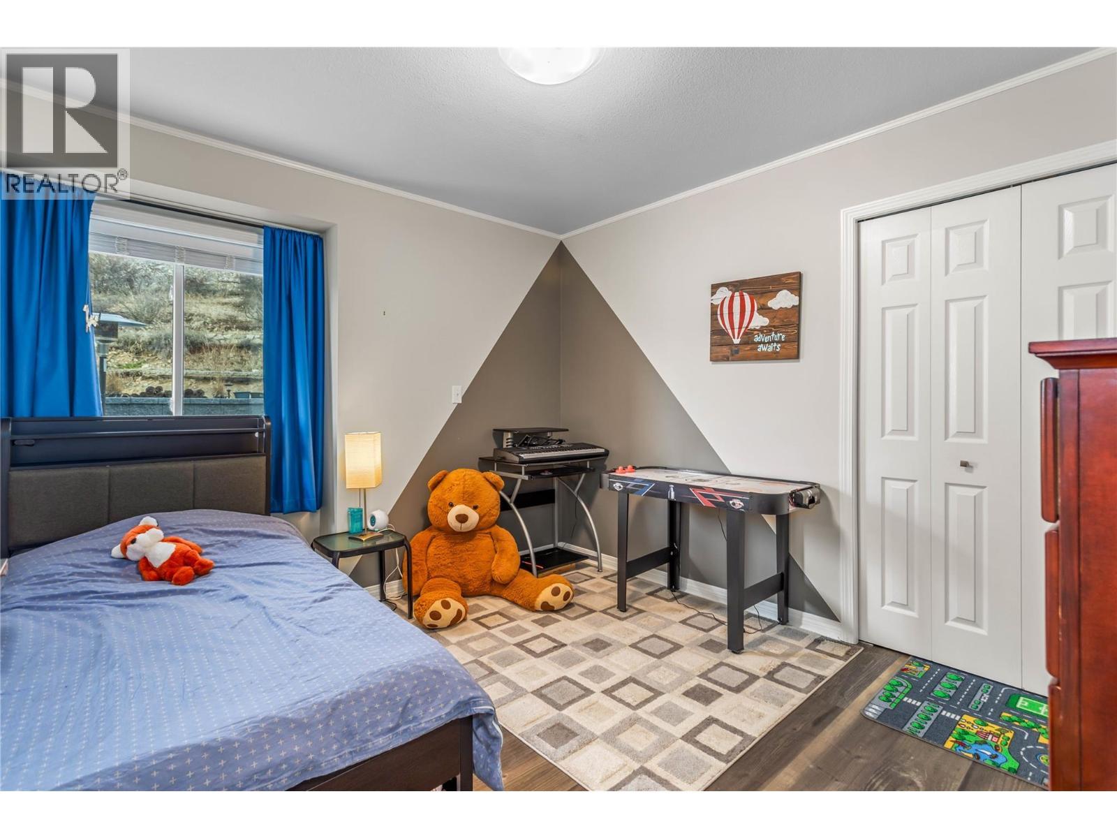 4622 Princeton Avenue, Peachland, BC - Indoor