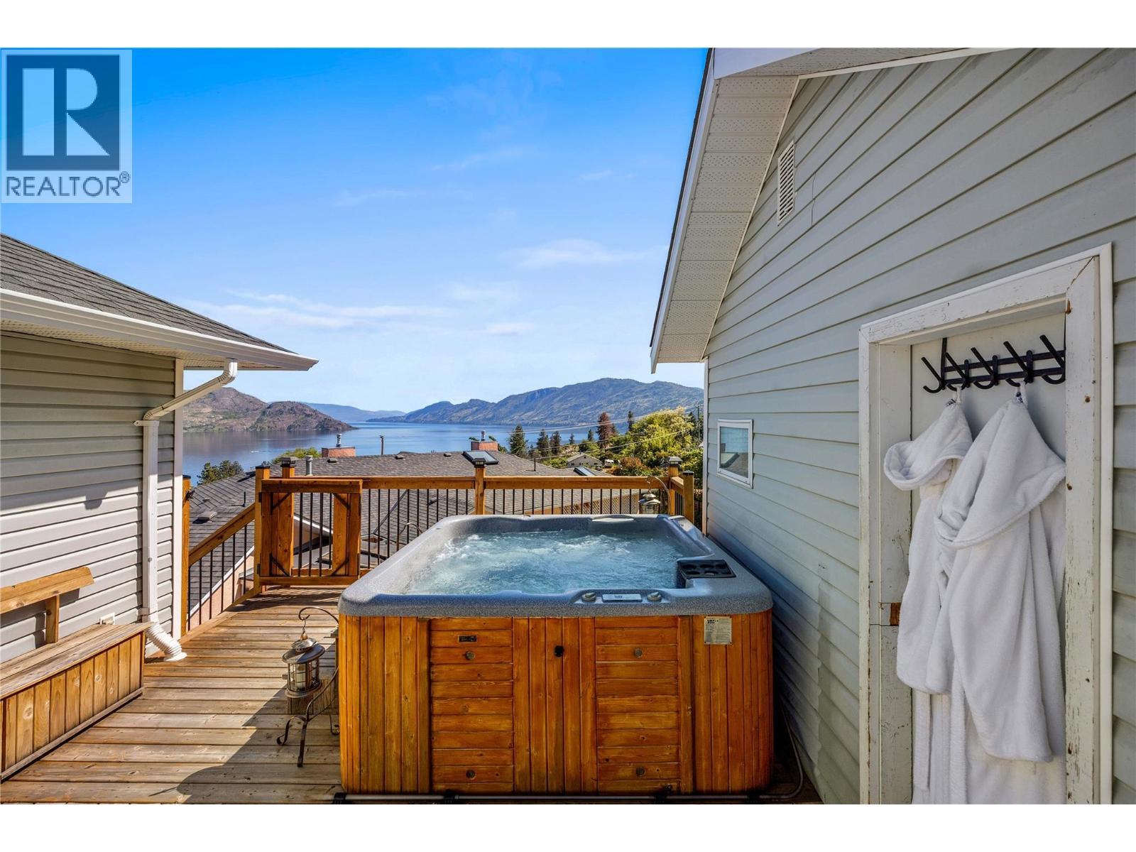 4622 Princeton Avenue, Peachland, BC - Outdoor With Deck Patio Veranda With Exterior