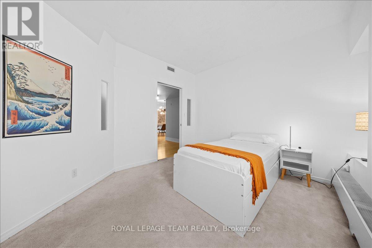 5 - 10 Clarence Street, Ottawa, ON - Indoor Photo Showing Bedroom