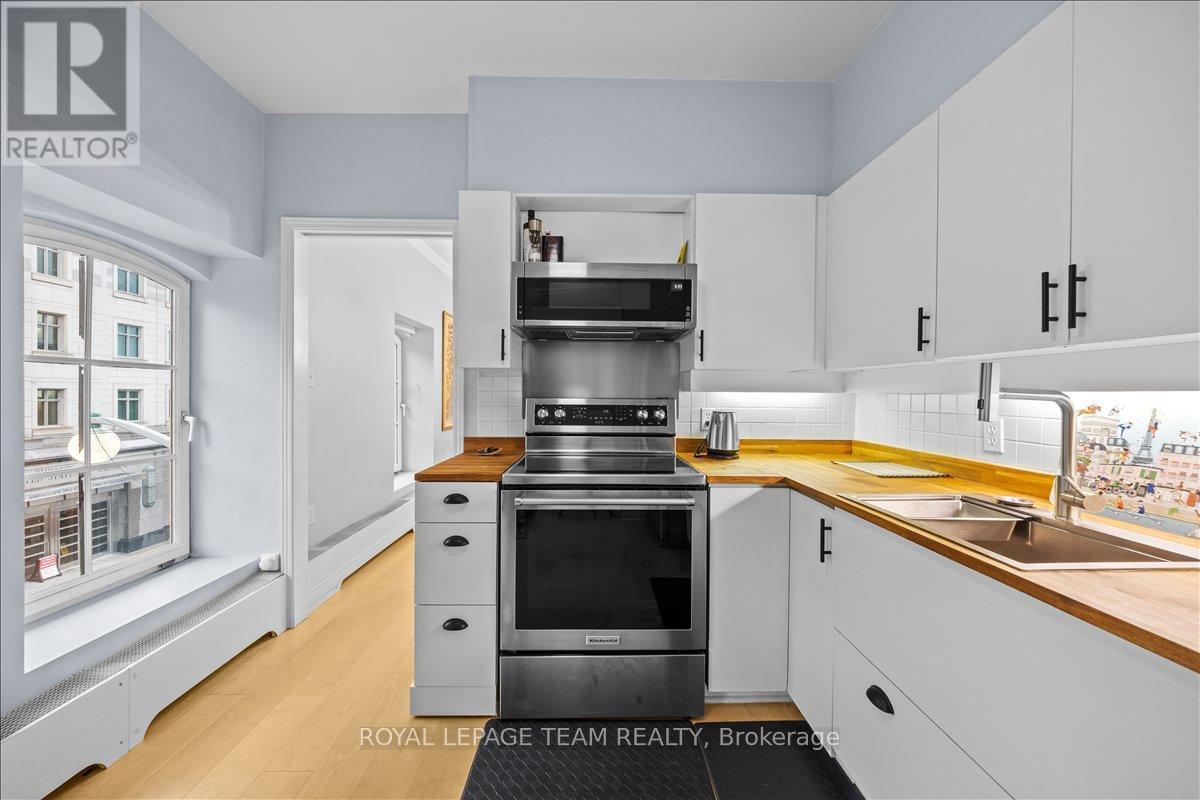 5 - 10 Clarence Street, Ottawa, ON - Indoor Photo Showing Kitchen
