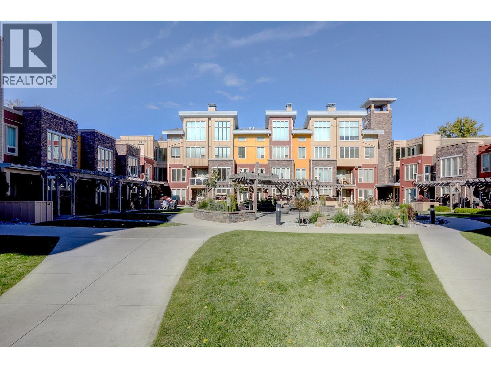 7343 Okanagan Landing Road Unit# 1114, Vernon, BC - Outdoor With Facade