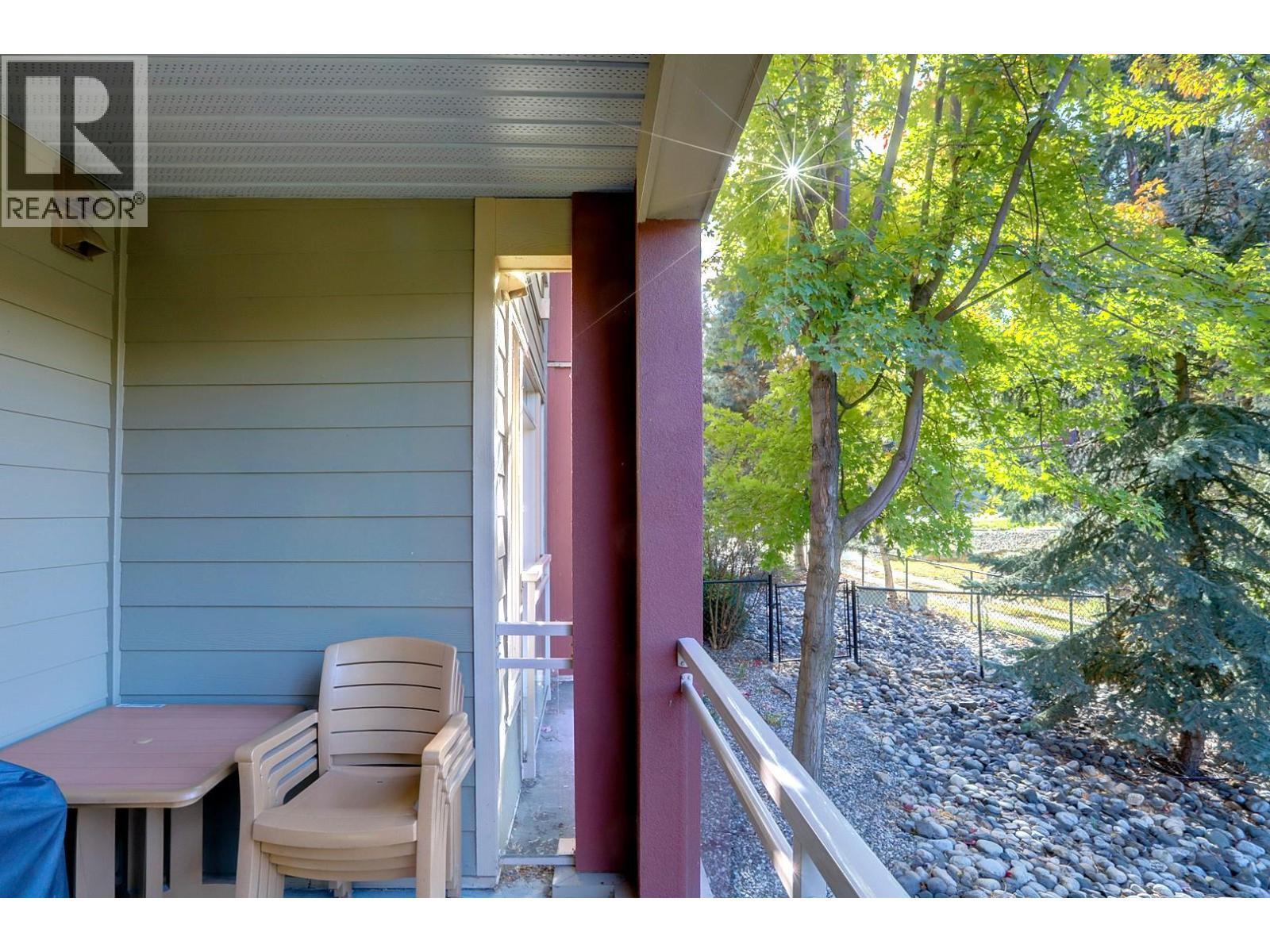 7343 Okanagan Landing Road Unit# 1114, Vernon, BC - Outdoor With Exterior