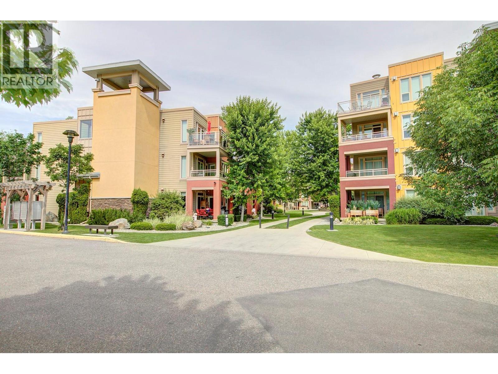 7343 Okanagan Landing Road Unit# 1114, Vernon, BC - Outdoor With Facade