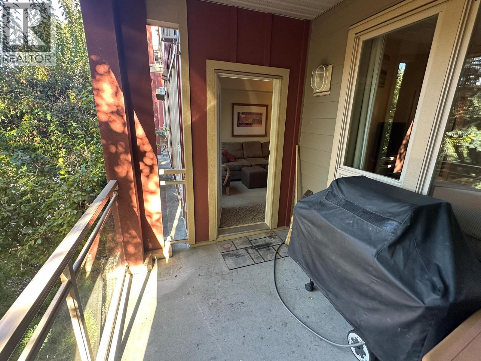 7343 Okanagan Landing Road Unit# 1114, Vernon, BC - Outdoor With Exterior