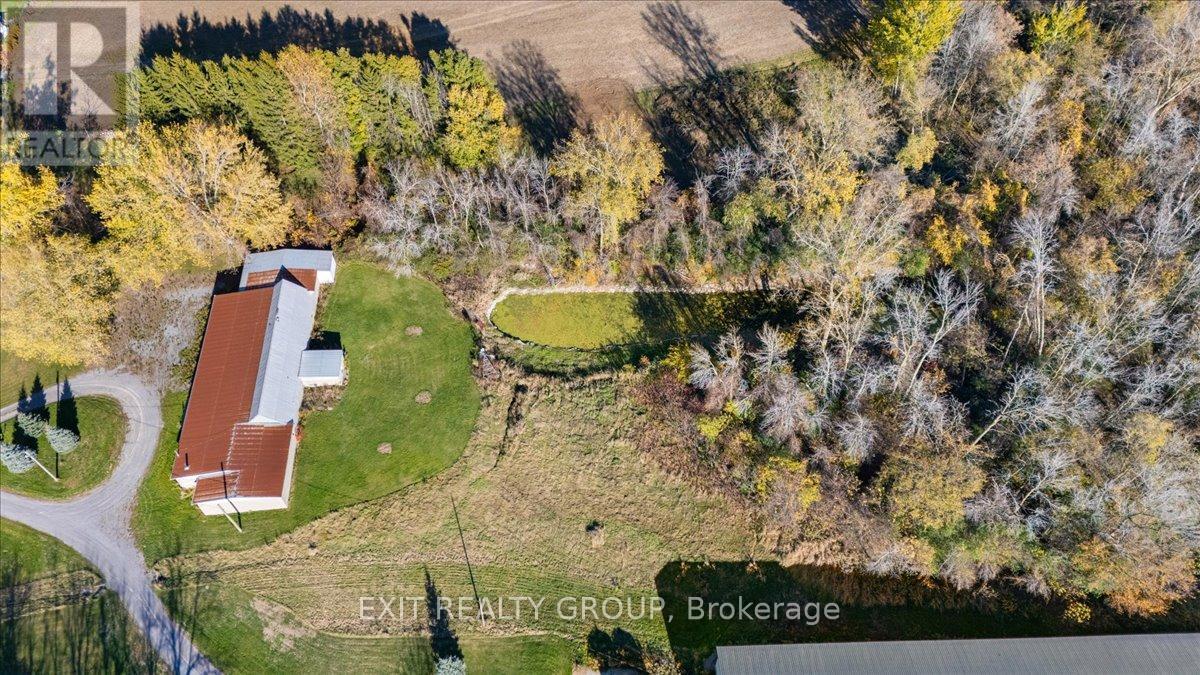 2421 County Rd 3, Prince Edward County (Ameliasburg Ward), ON