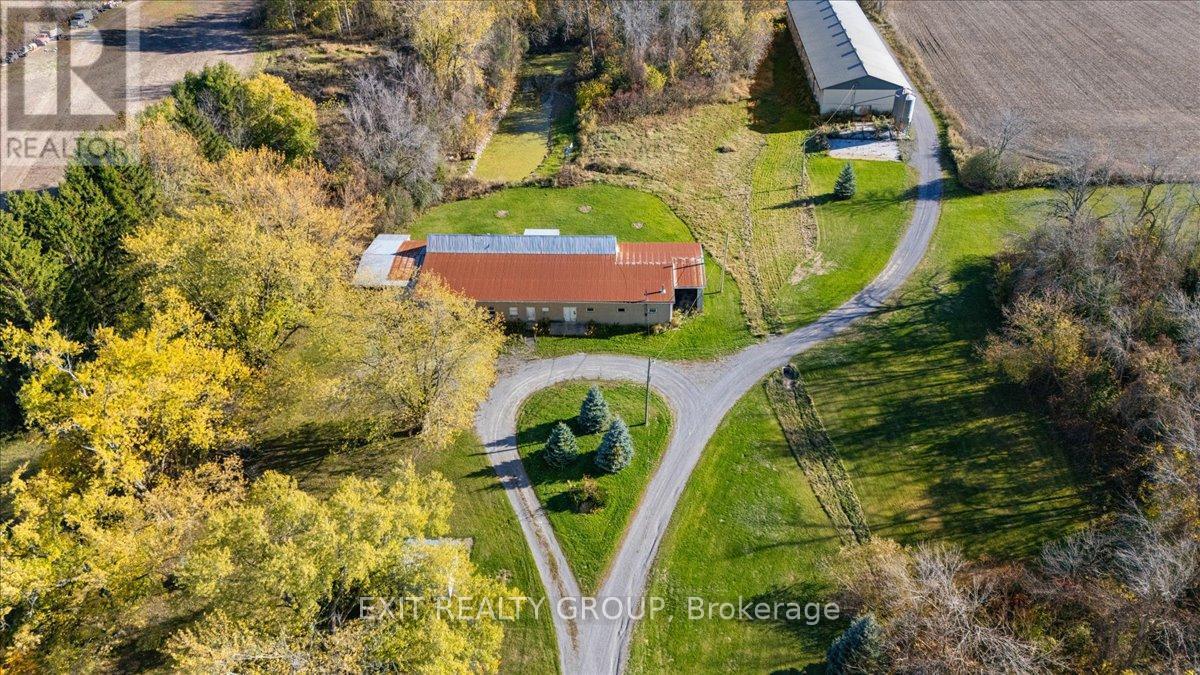 2421 County Rd 3, Prince Edward County (Ameliasburg Ward), ON