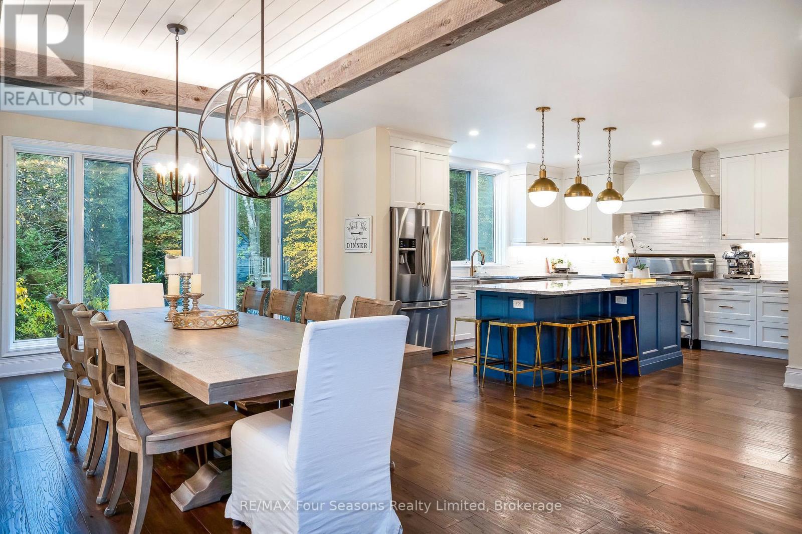 149 Aspen Way, Blue Mountains, ON - Indoor Photo Showing Dining Room