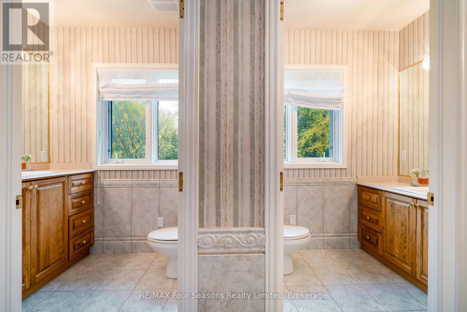 master-ensuite - 149 Aspen Way, Blue Mountains, ON - Indoor Photo Showing Bathroom