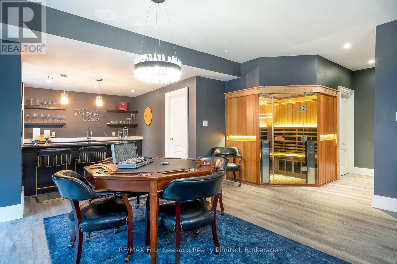sauna - 149 Aspen Way, Blue Mountains, ON - Indoor Photo Showing Dining Room