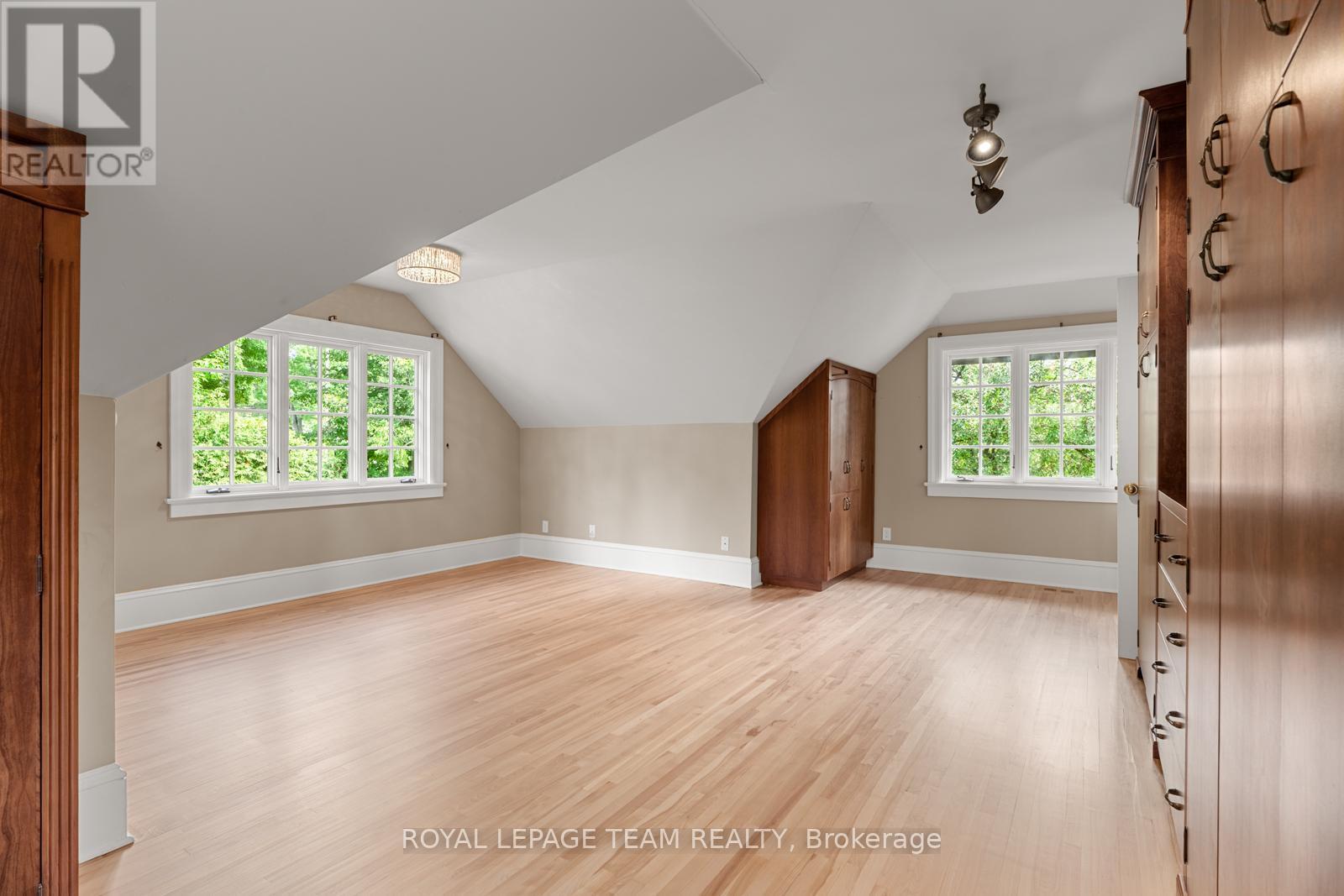 308 Manor Avenue, Ottawa, ON - Indoor Photo Showing Other Room