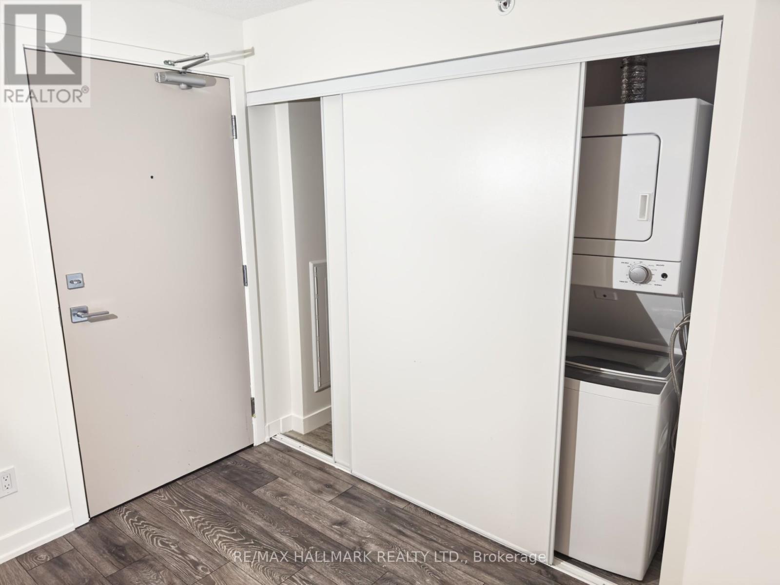 A208 - 1117 Cooke Boulevard, Burlington, ON - Indoor