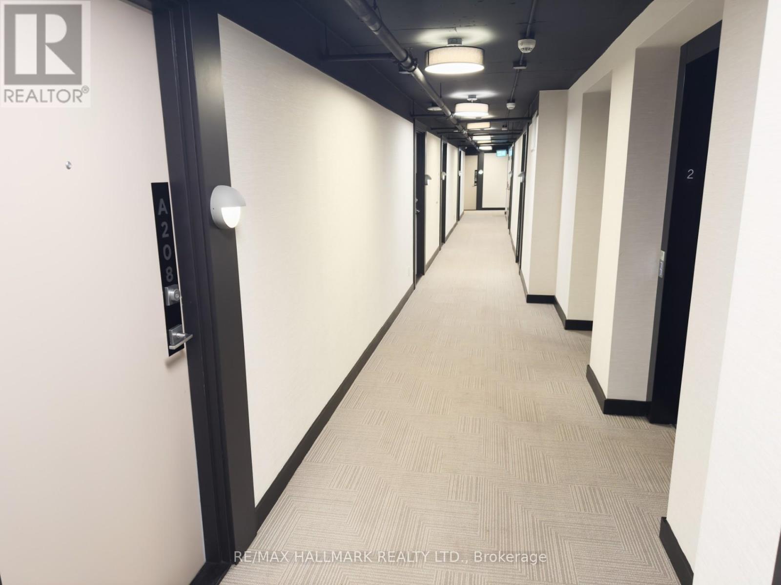 A208 - 1117 Cooke Boulevard, Burlington, ON - Indoor Photo Showing Other Room