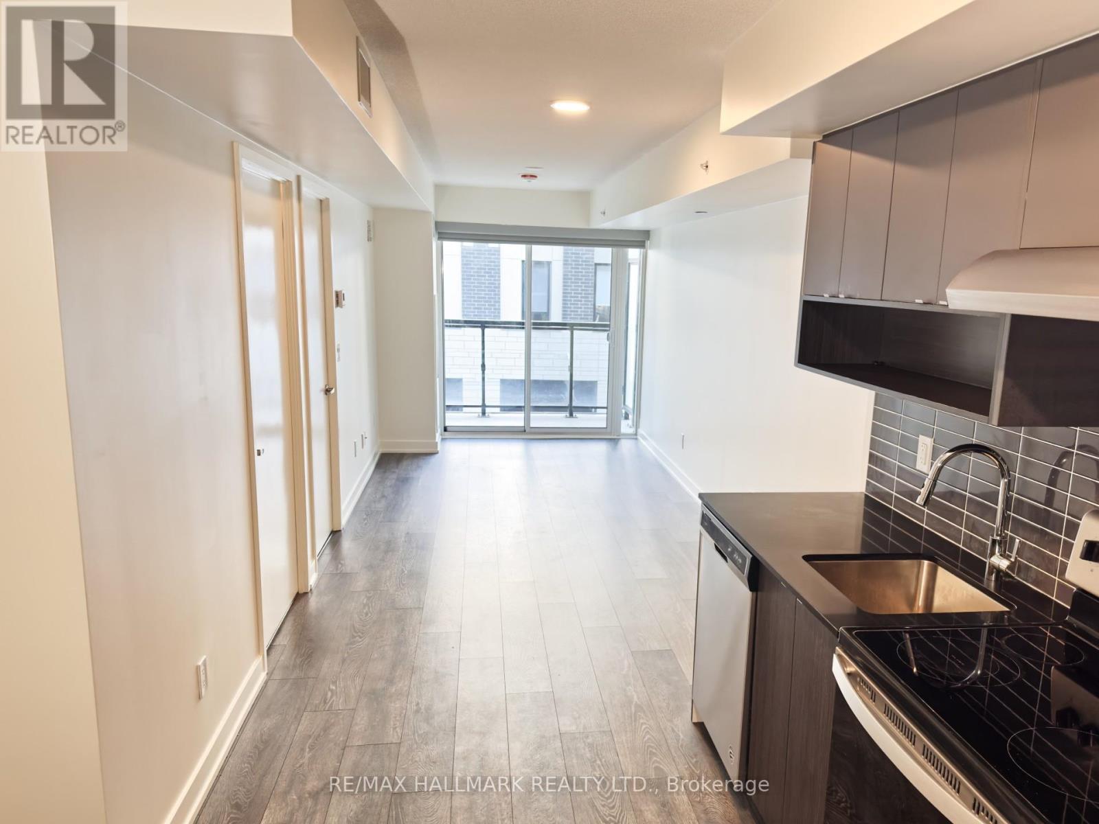 A208 - 1117 Cooke Boulevard, Burlington, ON - Indoor Photo Showing Kitchen