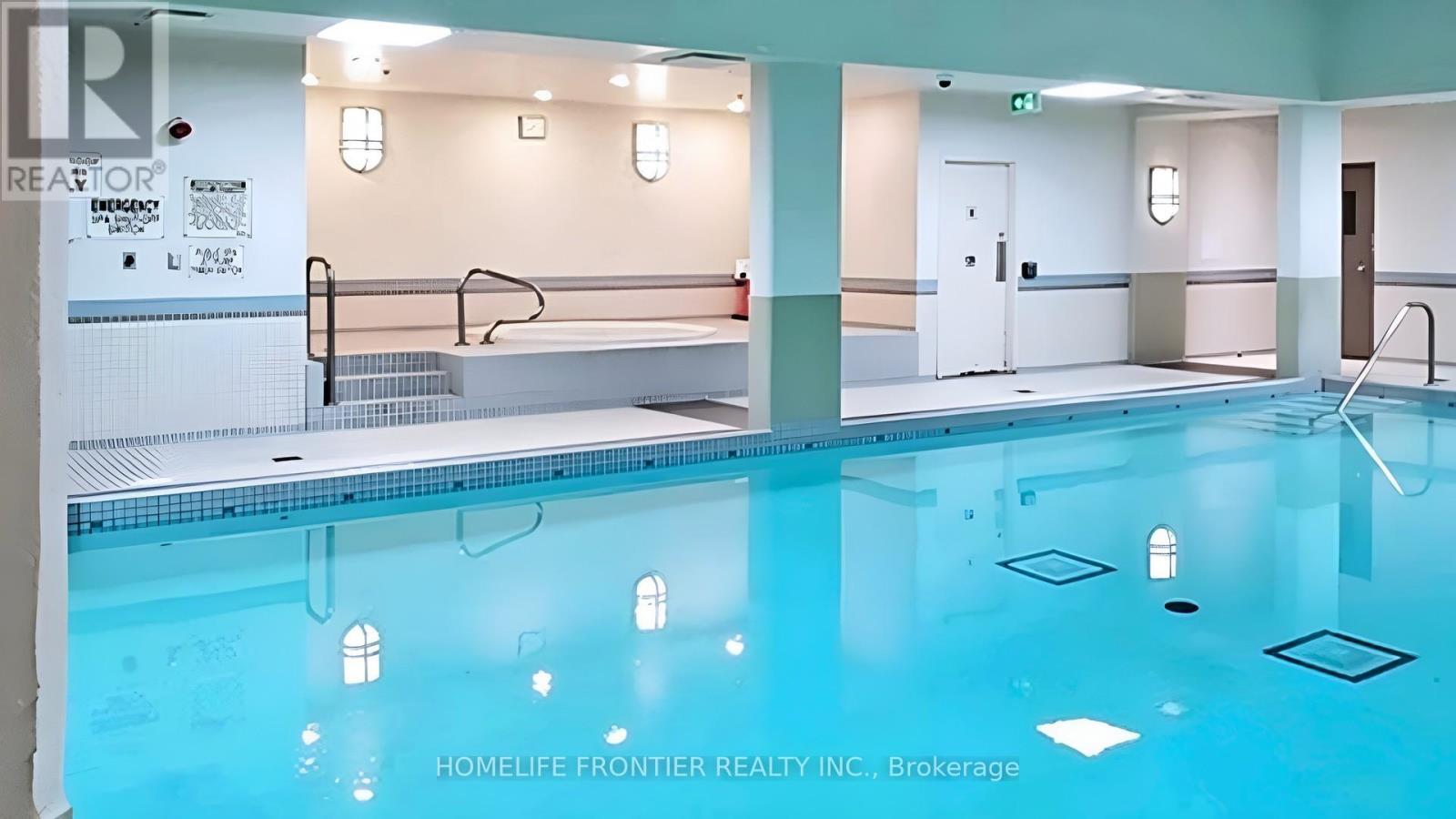 1007 - 7 North Park Road, Vaughan, ON - Indoor Photo Showing Other Room With In Ground Pool