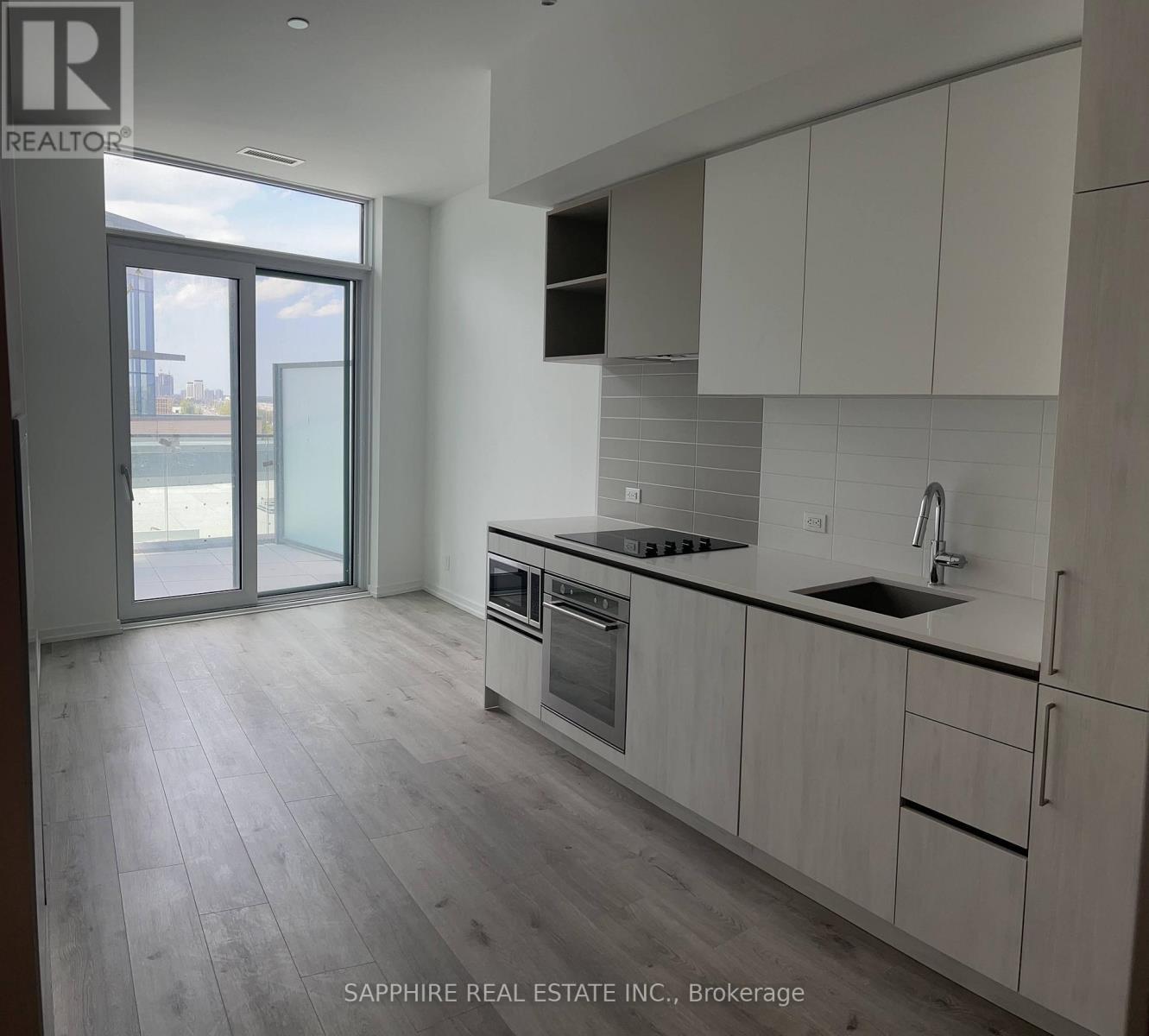 606 - 7890 Jane Street, Vaughan, ON - Indoor Photo Showing Kitchen With Upgraded Kitchen