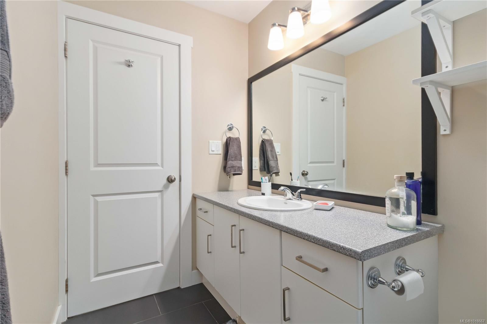 3100 Langford Lake Rd, Langford, BC