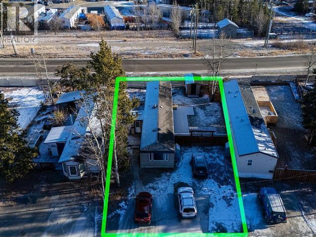 8-986 Range Road, Whitehorse, YT - Outdoor