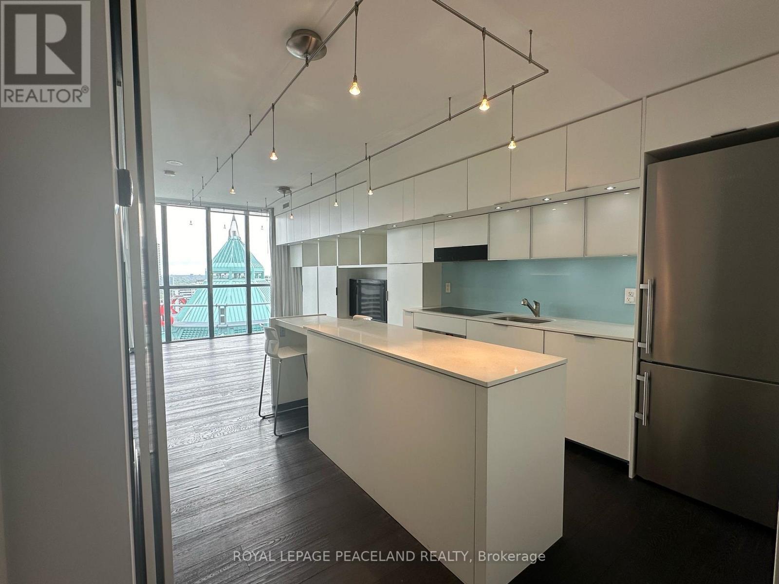 2901 - 110 Charles Street E, Toronto, ON - Indoor Photo Showing Kitchen