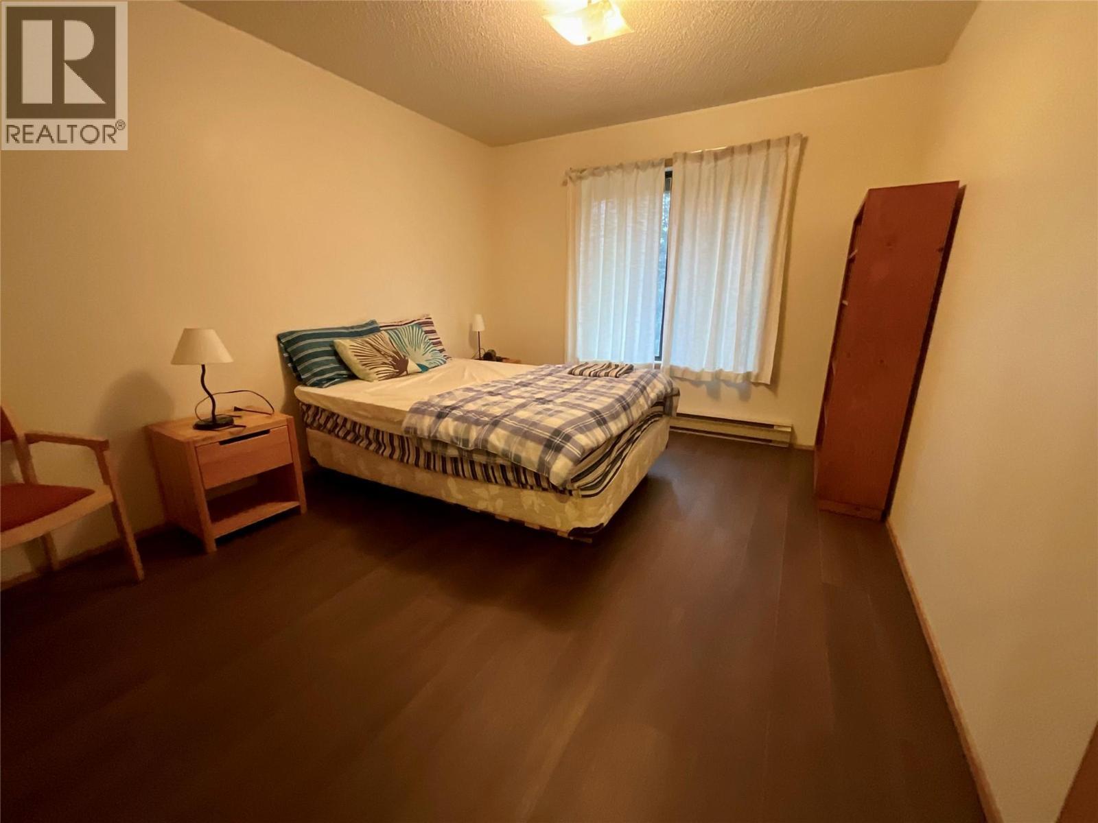 185 Chamberlain Crescent Unit# 301, Tumbler Ridge, BC - Indoor Photo Showing Bedroom