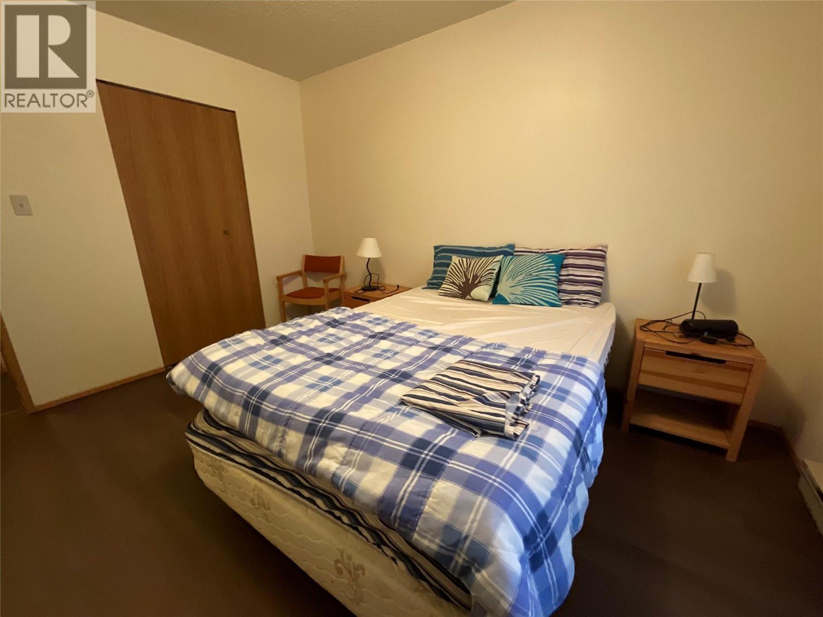 185 Chamberlain Crescent Unit# 301, Tumbler Ridge, BC - Indoor Photo Showing Bedroom