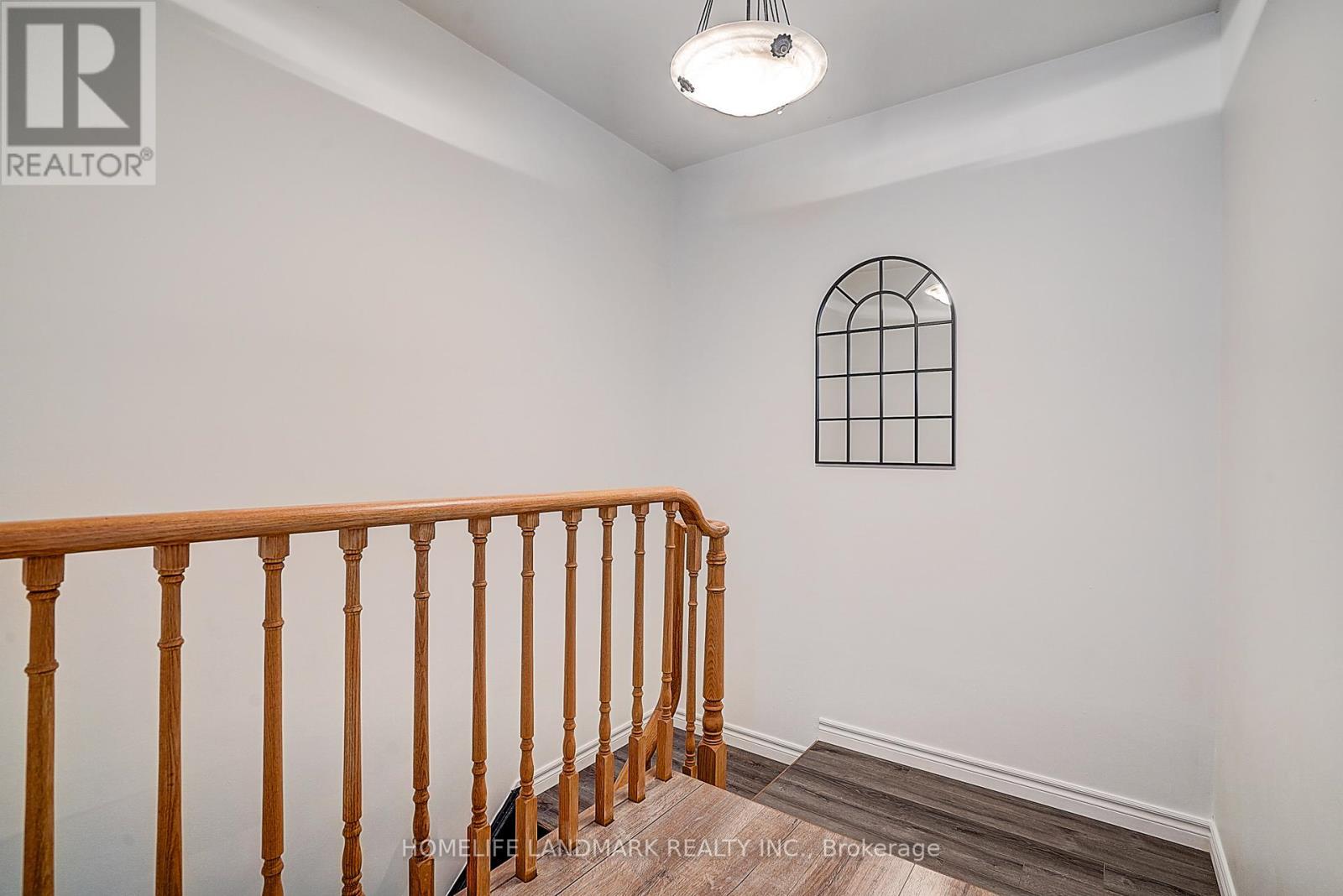 104 Tanjoe Crescent, Toronto, ON - Indoor Photo Showing Other Room