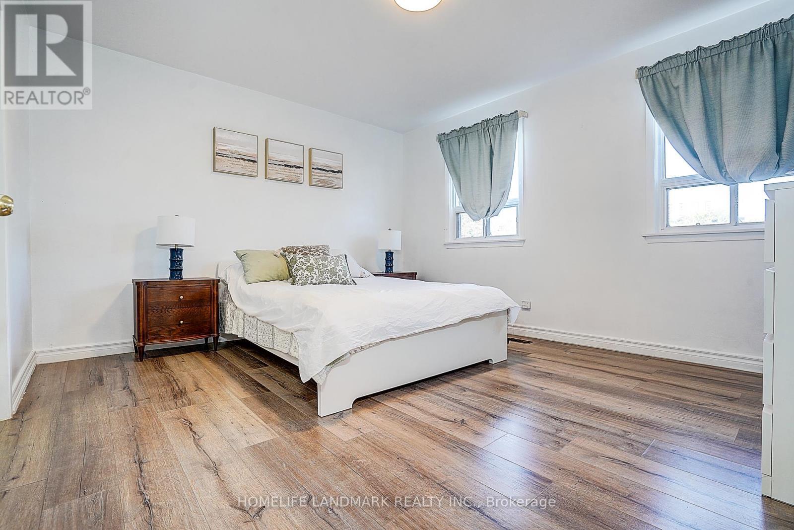 104 Tanjoe Crescent, Toronto, ON - Indoor Photo Showing Bedroom