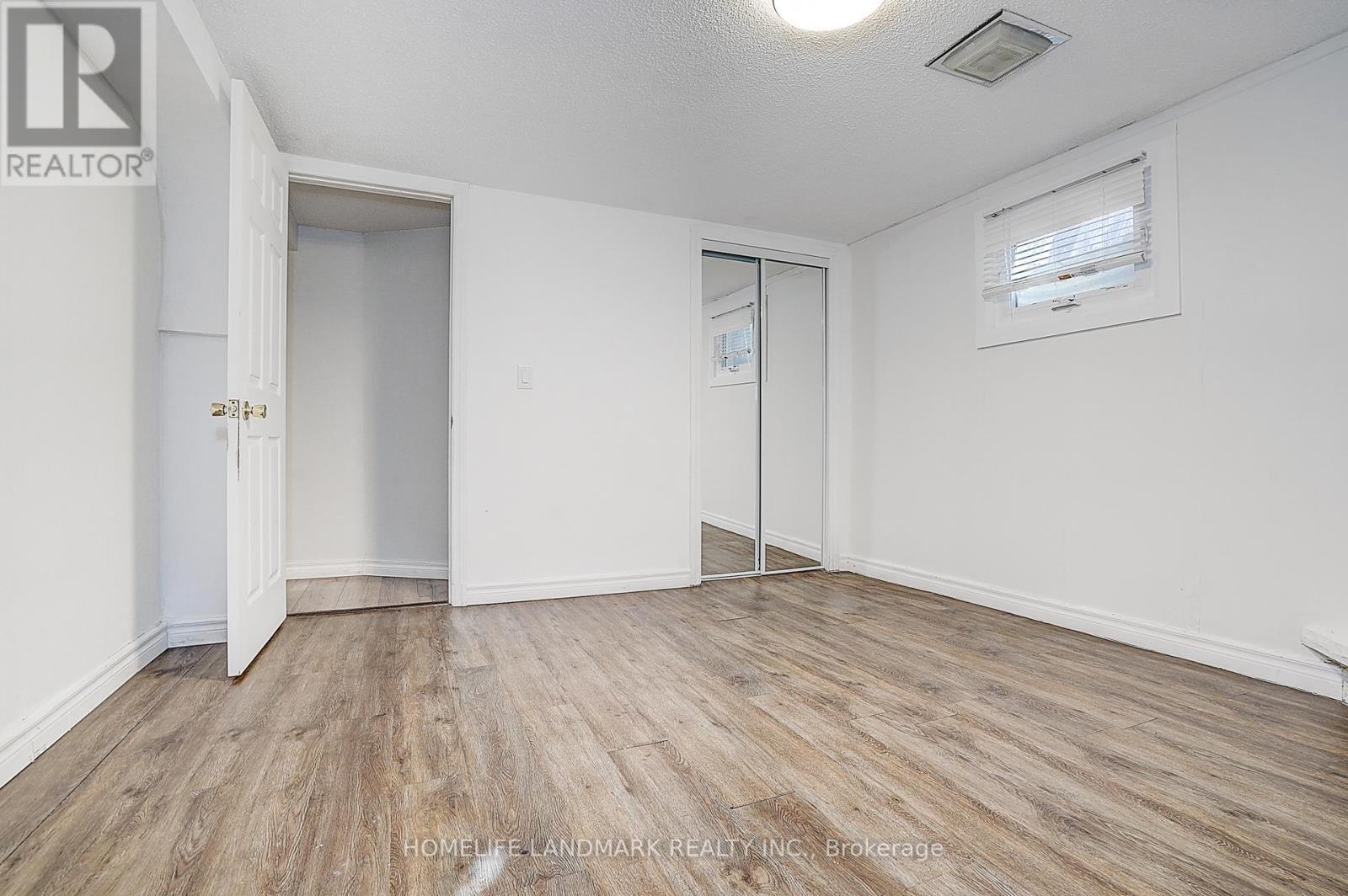 104 Tanjoe Crescent, Toronto, ON - Indoor Photo Showing Other Room
