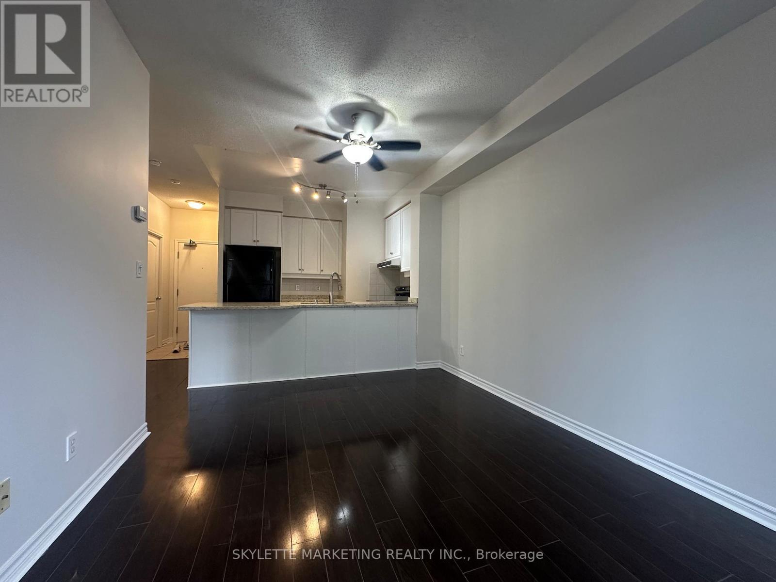 Gv216 - 8 Rean Drive, Toronto, ON - Indoor Photo Showing Other Room