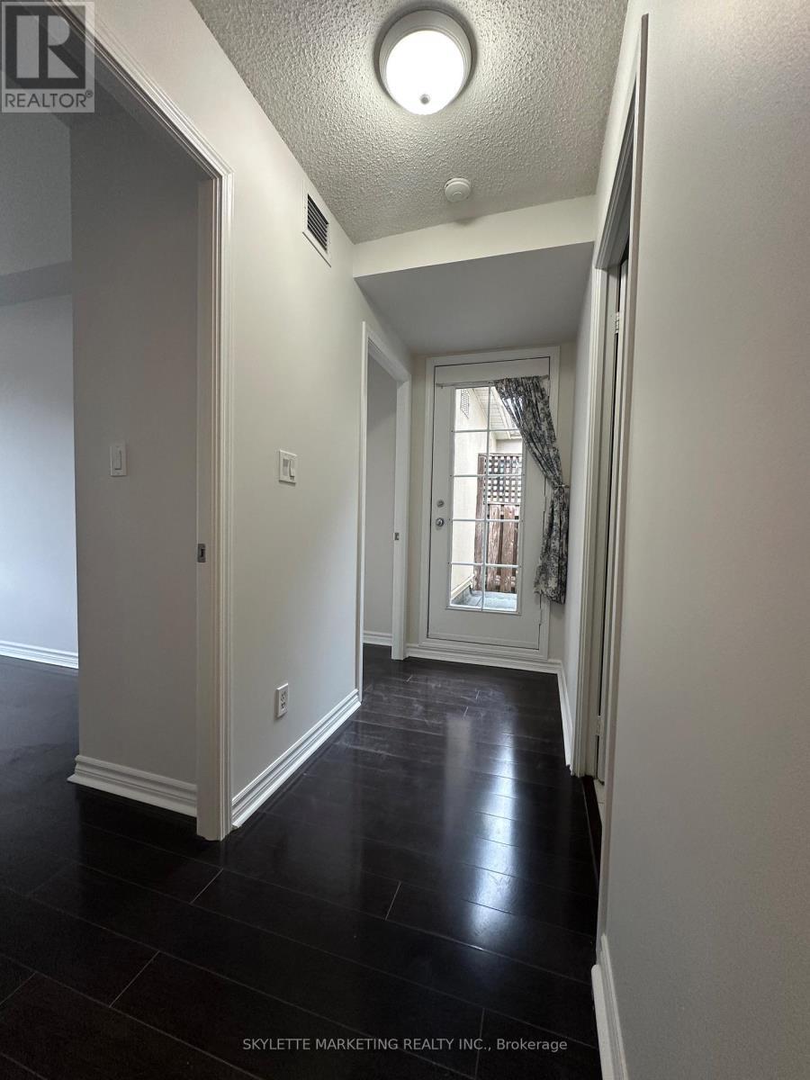 Gv216 - 8 Rean Drive, Toronto, ON - Indoor Photo Showing Other Room