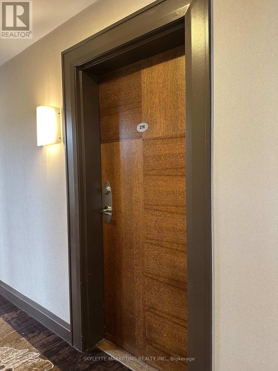 Gv216 - 8 Rean Drive, Toronto, ON - Indoor Photo Showing Other Room