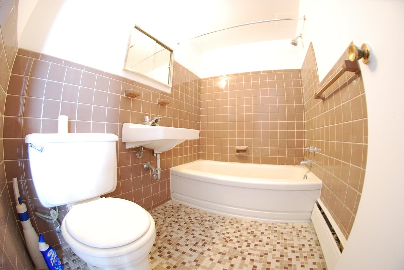 Salle de bains - 606-3425 Av. Papineau, Montréal (Ville-Marie), QC - Indoor Photo Showing Bathroom