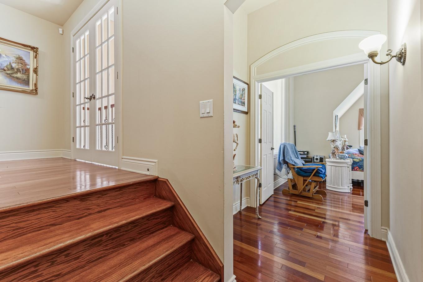 Staircase - 12241 Av. Du Beau-Bois, Montréal (Ahuntsic-Cartierville), QC - Indoor Photo Showing Other Room