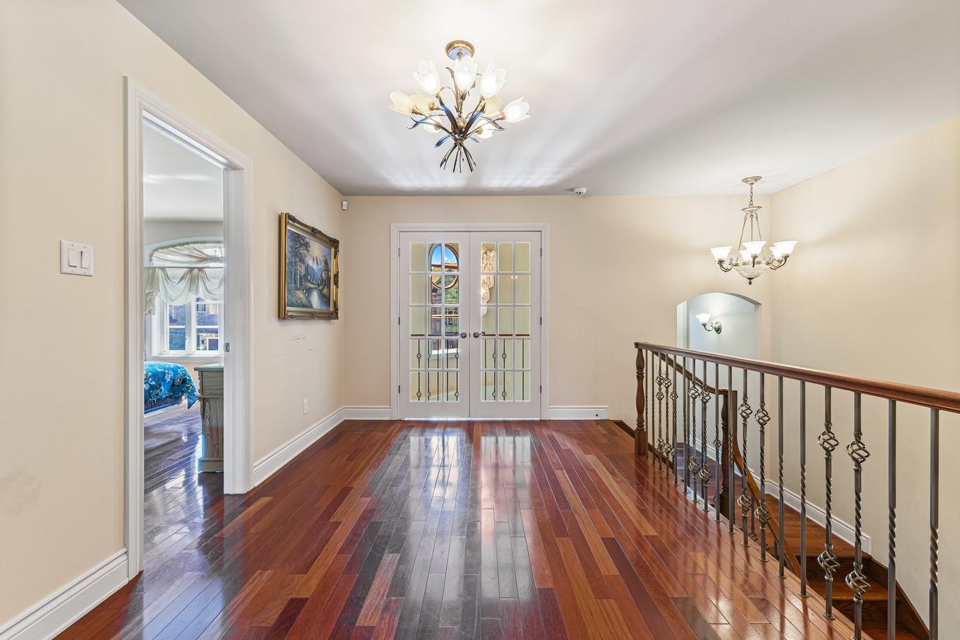 Passageway - 12241 Av. Du Beau-Bois, Montréal (Ahuntsic-Cartierville), QC - Indoor Photo Showing Other Room