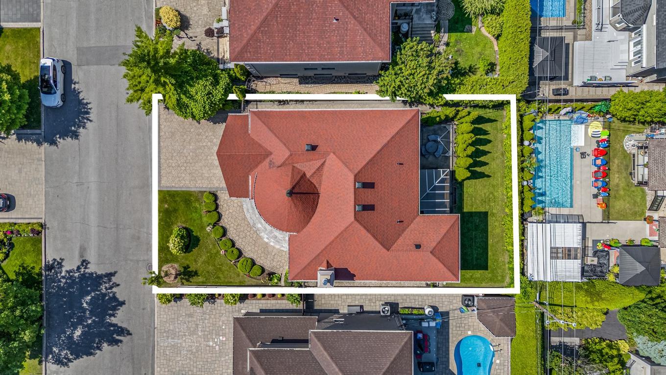 Aerial photo - 12241 Av. Du Beau-Bois, Montréal (Ahuntsic-Cartierville), QC - Outdoor